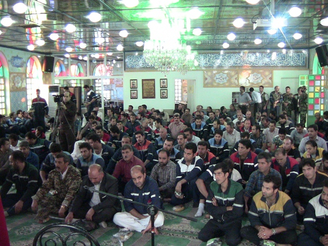 برگزاری مراسم هفته دفاع مقدس درشرکت نفت پارس