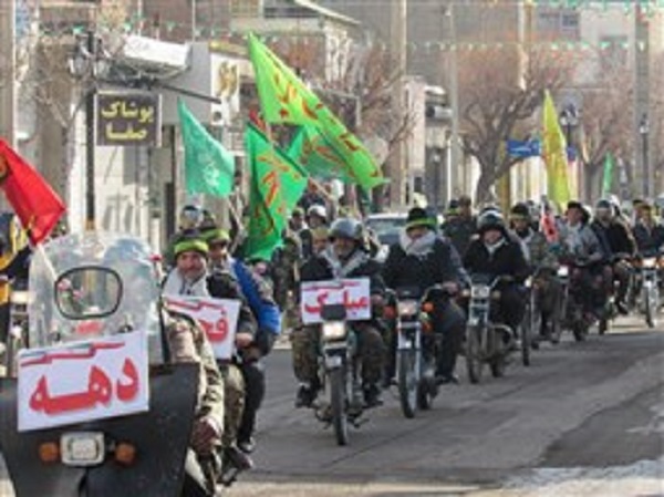 رژه موتوری بسیجیان در شهر شریفیه