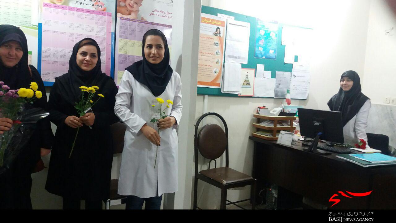 تقدیر از پرستاران درمانگاه امام علی (ع) توسط حوزه 112 خواهران
