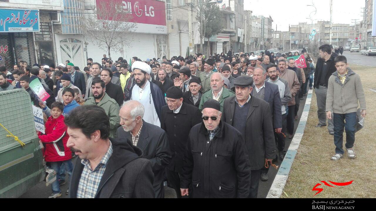 حضور پرشکوه مردم شهرک سیدجمال الدین در راهپیمایی ۲۲ بهمن