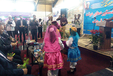 نمایشگاه دستاوردهای دولت در شهرستان قرچک