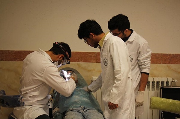 گزارش تصویری/ اردوی جهادی دانشجویان پسر دانشگاه علوم پزشکی قزوین
