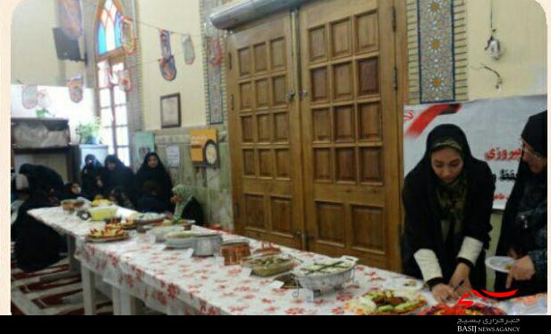 جشنواره طبخ غذای سالم در آستان امامزاده طاهر(ع)