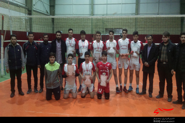 رقابت های والیبال بین پایگاهی سپاه میانه با برتری تیم اندیشه به پایان رسید