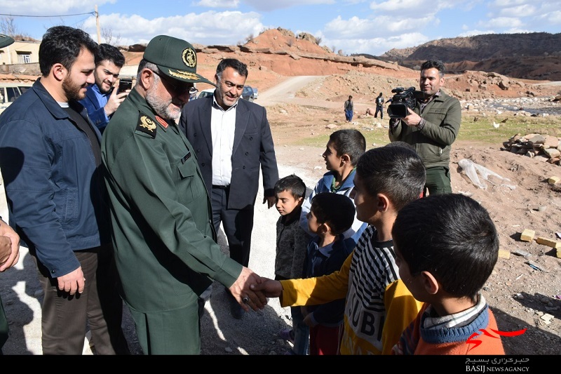 افتتاح پروژه‌های قرارگاه پیشرفت و آبادانی در مناطق محروم لرستان