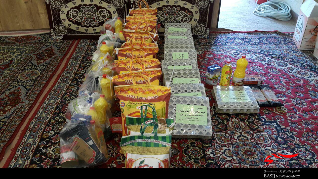 آماده سازی اقلام غذایی و توزیع میان نیازمندان توسط گروه جهادی شهید پازوکی