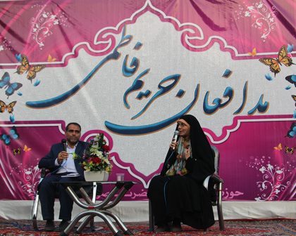 اجتماع بزرگ بانوان شهر درچه در دفاع از حریم حجاب و خانواده / تصاویر