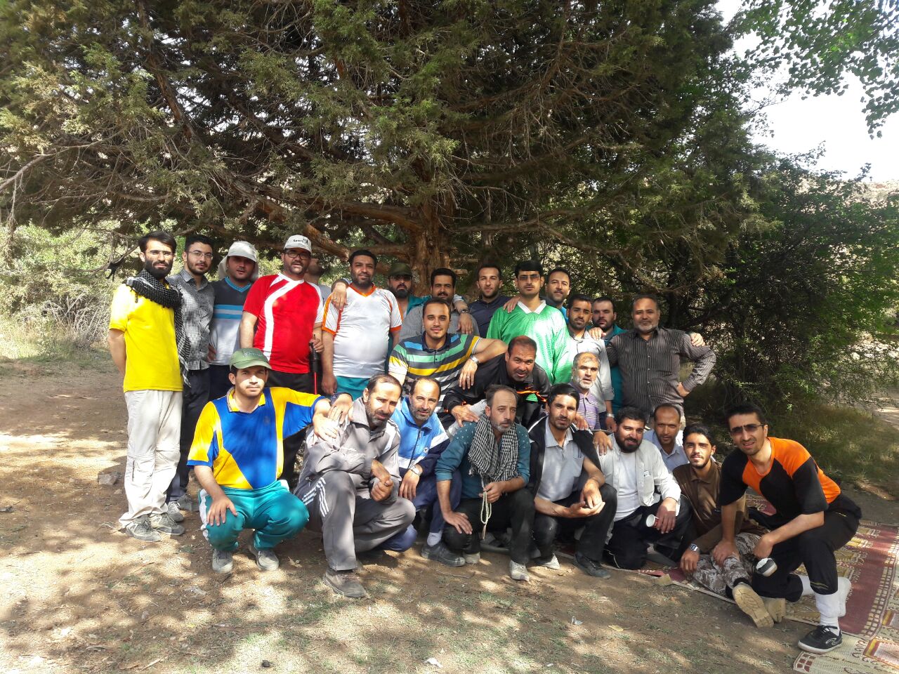 برگزاری پیاده روی و کوهپیمایی کارکنان سپاه شاهرود+عکس