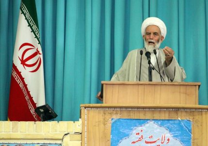 ایران اسلامی با اتکا و حفظ فرهنگ غنی ایثار و شهادت راه را ادامه می دهد
