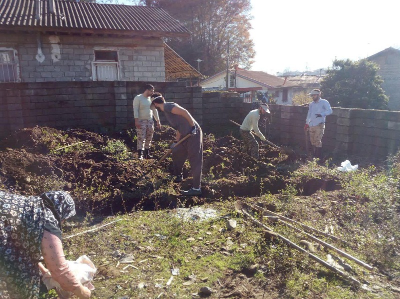 آغاز ساخت مسکن مددجویان در روستای کیاگهان بخش کومله لنگرود+تصاویر