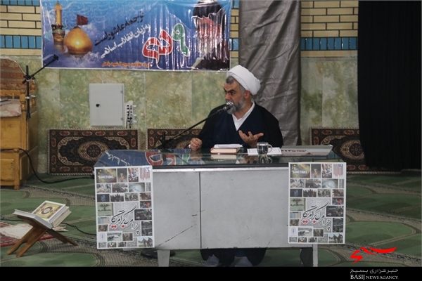 برپایی نشست بصیرتی با حضور حجت الاسلام جوشقانیان در حوزه شهید باهنر قم