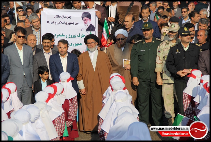 راهپیمایی یوم الله 22 بهمن در شهرستان دهلران برگزار شد