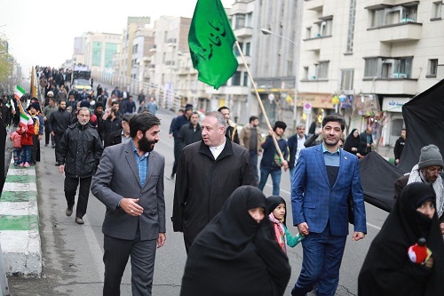 حضور مسئول سازمان بسیج اصناف و هیأت همراه در راهپیمایی باشکوه ۲۲ بهمن