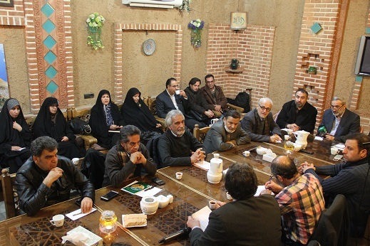 سومین نشست صمیمی فرمانده سپاه تهران بزرگ با جمعی از هنرمندان