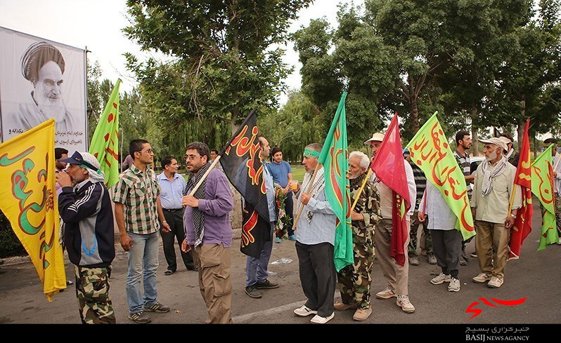 کاروان زائران ماهدشت به مرقد امام خمینی (ره) اعزام شد