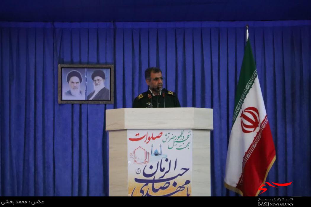 ایران تنها کشوری که با جرأت در برابر آمریکا ایستاده است
