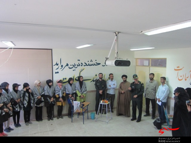 بازدید مدیرکل حفظ آثار و نشر ارزش‌های دفاع مقدس همدان از اردوهای جهادی