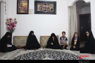 دیدار مسئولان ناحیه امام حسن مجتبی (ع) با خانواده شهید مکیان + تصاویر