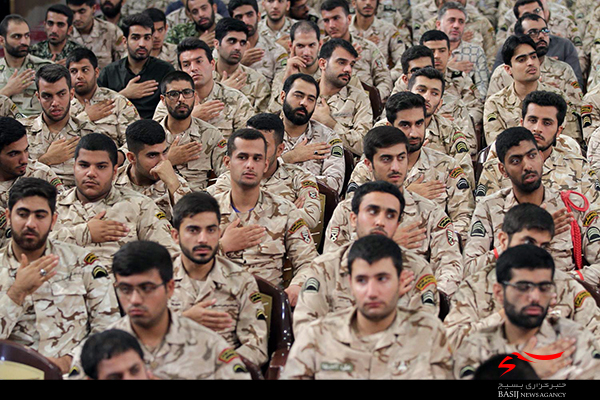 مراسم بزرگداشت روز سرباز در بوشهر برگزار می شود