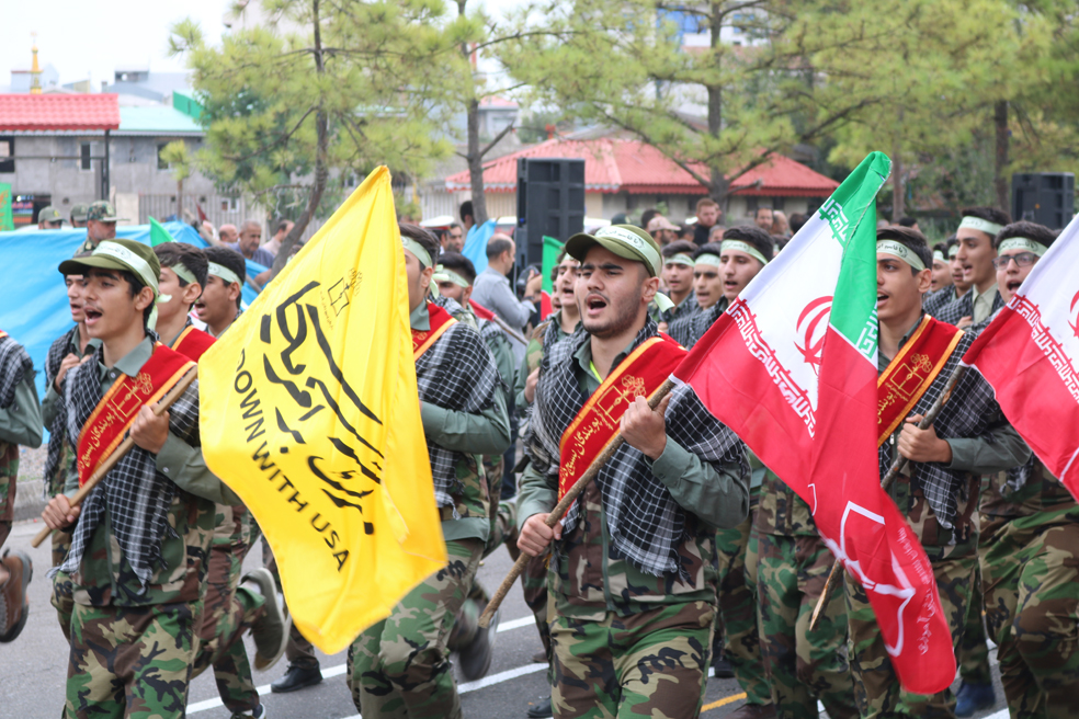 گزارش تصویری مراسم رژه نیروهای مسلح در رشت