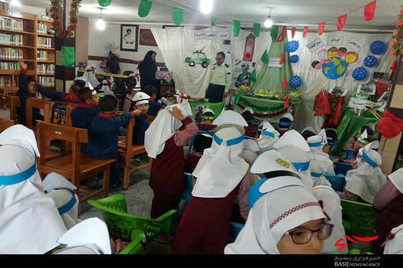 اجرای برنامه‌های هفته کودک و نیروی انتظامی در مهد قرآنی حسین‌آباد عاشوری