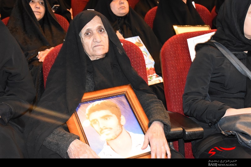 گزارش تصویری/ گرامیداشت شهدای لشکر 25 کربلا با سخنرانی سرتیپ باقرزاده