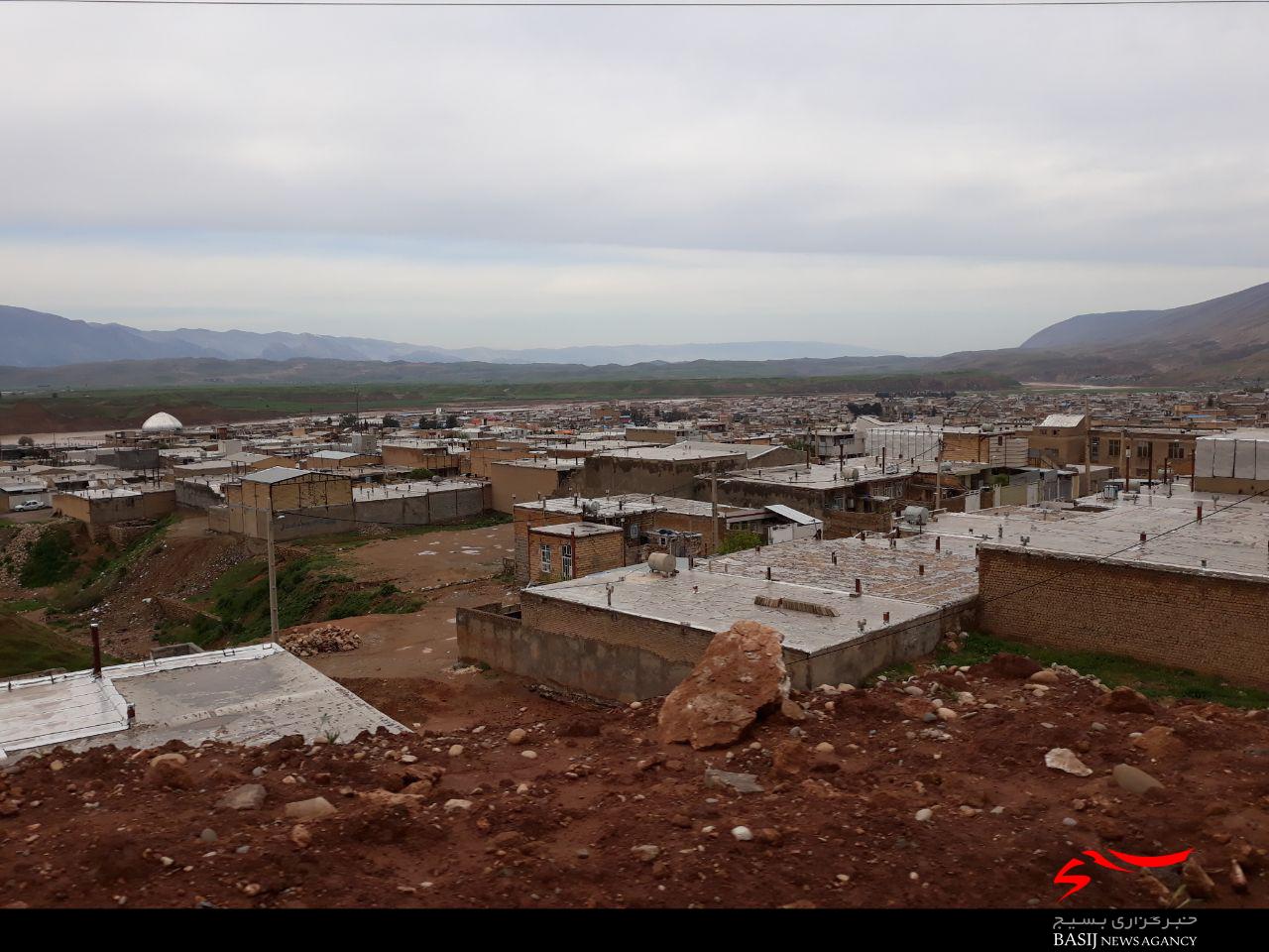 گزارش تصویری اختصاصی/ حضور گروه های جهادی و موکب های اربعین استان گیلان در مناطق سیل زده لرستان