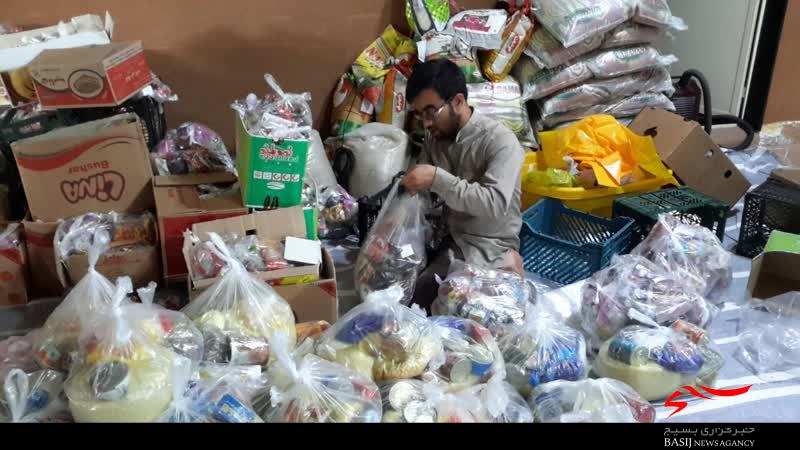 توزیع 14 هزار بسته غذایی و اقلام ضروری زندگی در میان مردم استان خوزستان