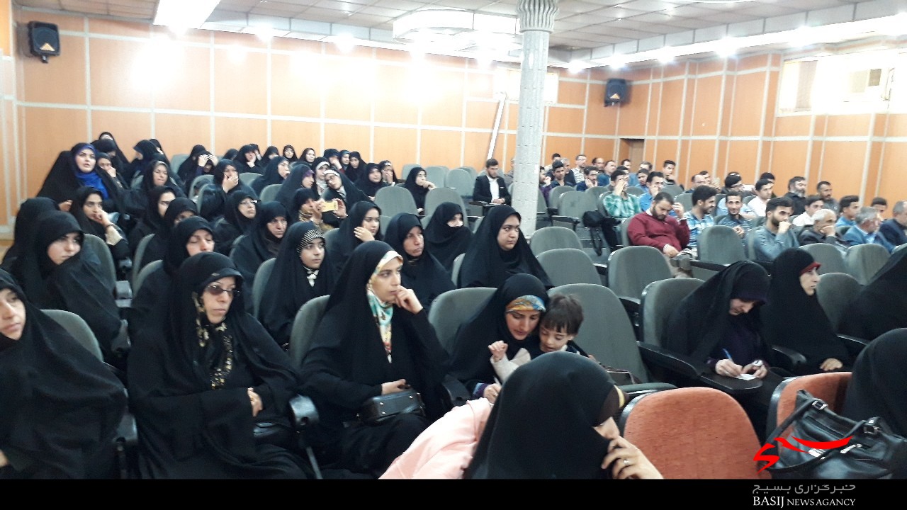 همایش فعالان  فضای مجازی در آستانه اشرفیه برگزار شد+ تصاویر