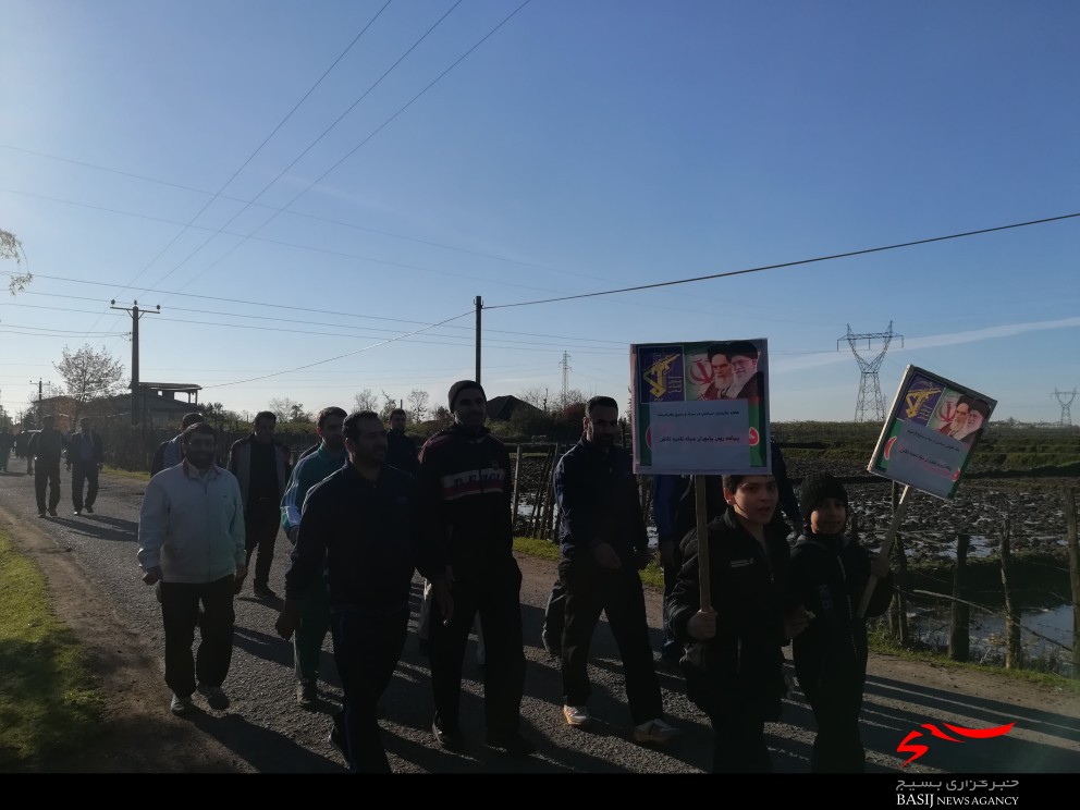 پیاده روی پاسداران سپاه ناحیه تالش به مناسبت آغاز هفته عقیدتی در سپاه + تصاویر