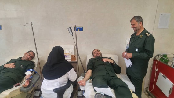 اهداء ده هزار سی سی خون توسط کارکنان سپاه جهرم