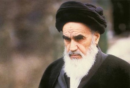 تبیین سیره و اندیشه امام خمینی (ره) برای نسل جوان هجمه‌های فرهنگی دشمنان را خنثی می‌کند