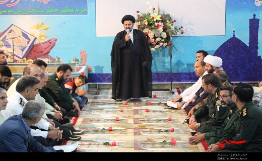 مراسم غبار روبی مزار شهدای دفاع مقدس استان سمنان برگزار شد
