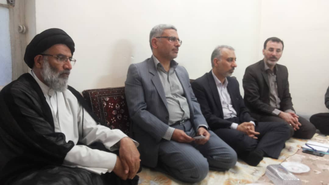 نشست صمیمی رئیس بسیج اساتید استان خوزستان با نماینده ولی فقیه