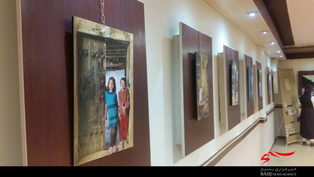 افتتاح نمایشگاه خیریه عکس و نقاشی «کاشانه‌ها را سیل برد» در همدان