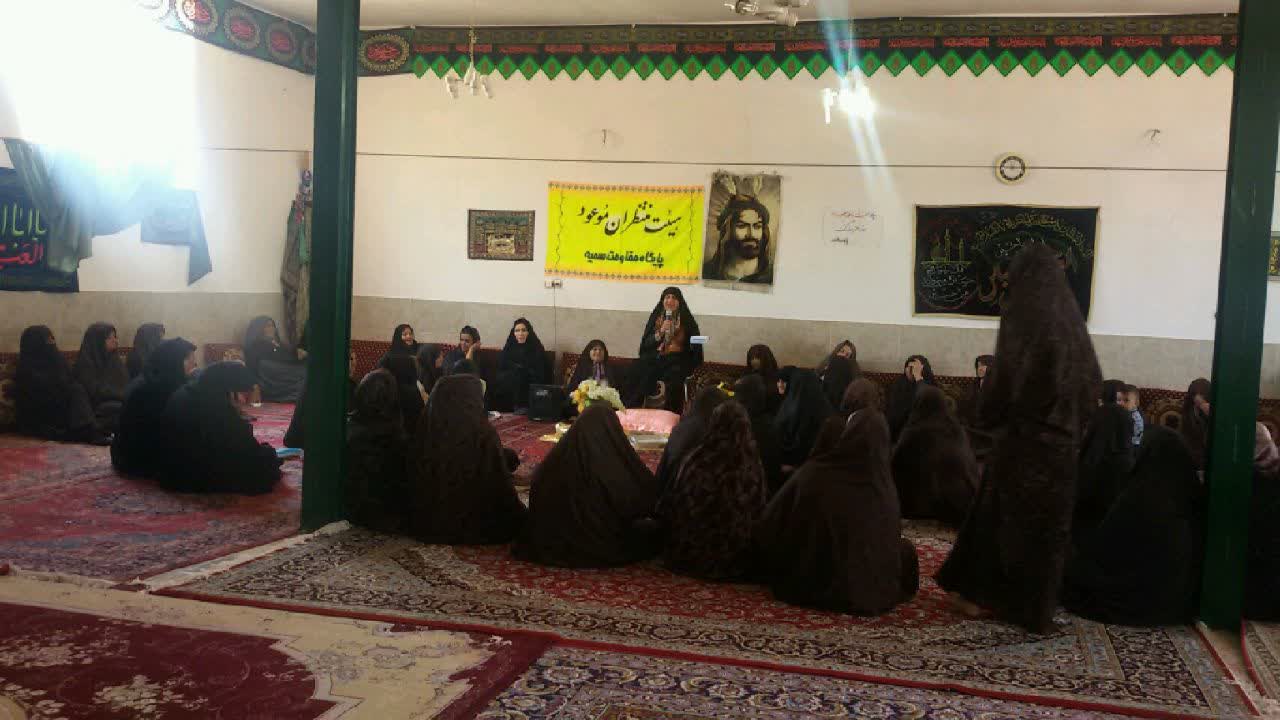 برگزاری نشست معرفتی بصیرتی هیئت منتظران موعود در روستای خانخودی بیارجمند