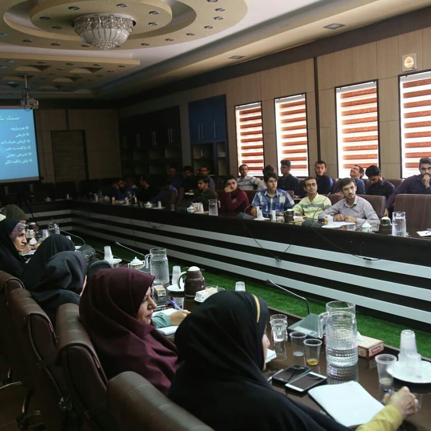 دوره آموزش خبرنگاری و خبرنویسی در شهرستان دشتی برگزار شد.