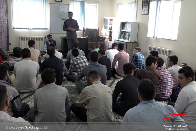 اعزام ۱۰۰ دانشجوی اردبیلی به دوره تربیتی تشکیلاتی خط امام در مشهد مقدس