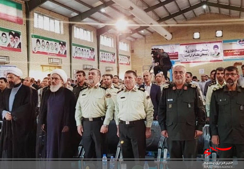 کمر استکبار در استان بوشهر شکسته است کمر استکبار در استان بوشهر شکسته است
