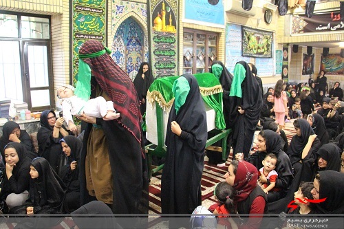 نذر مادران مازندرانی برای قیام امام زمان(عج) با شیرخوارگان در دست +تصاویر