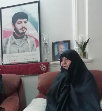 شهیدی که پس از شهادت چشمش را برای مادر باز کرد + تصاویر