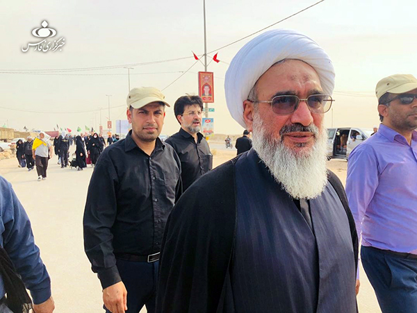 پذیرایی نماینده ولی فقیه در بوشهر از زائران اربعین