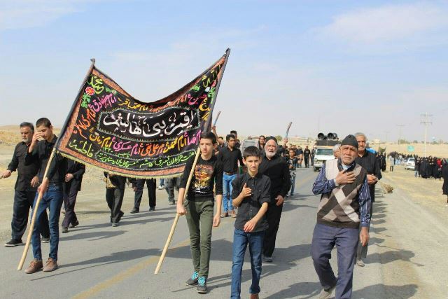 دسته عزاداری جاماندگان اربعین در روستای تبرته فراهان برگزار شد+عکس دسته عزاداری جاماندگان اربعین در روستای تبرته فراهان برگزار شد+عکس