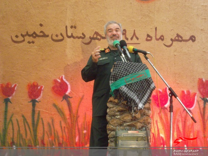 اجلاسیه نقش فرماندهی حضرت امام خمینی(ره)در دفاع مقدس خمین اجلاسیه نقش فرماندهی حضرت امام خمینی(ره)در دفاع مقدس خمین