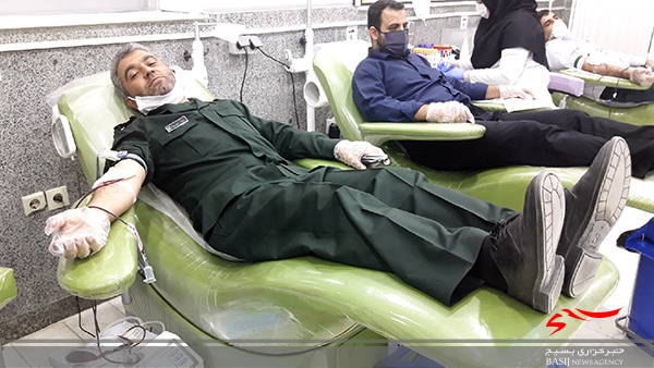 اهدای خون توسط جمعی از بسیجیان عشایر استان بوشهر