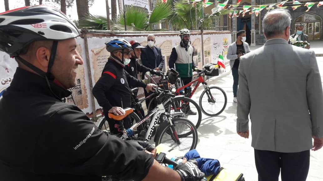 مراسم استقبال ازدوچرخه سواران بسیجی زائر شهید سلیمانی دراستان یزد