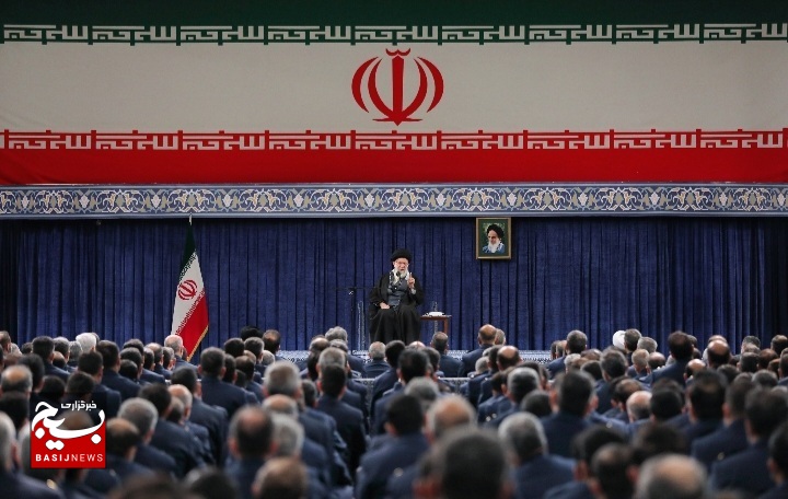 بیانات امام خامنه‌ای در دیدار جمعی از فرماندهان نیروی هوایی و پدافند هوایی ارتش