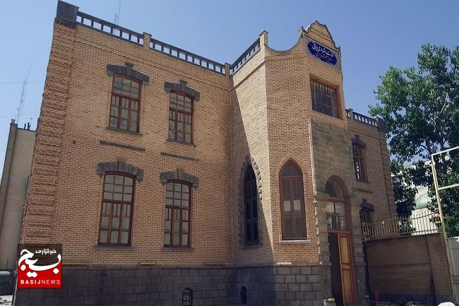 بیش از ۷۰۰ سند رسمی به نام شهرداری اردبیل ثبت شد