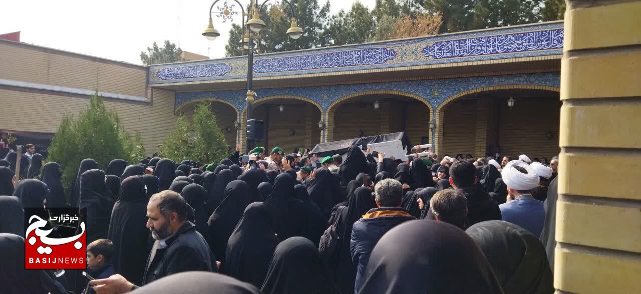 مراسم تشییع و تدفین  نسیبه علی پرست همسر مکرمه شهید مدافع حرم سجاد طاهرنیا گیلان