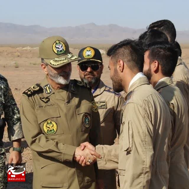 بازدید امیر سرلشکر موسوی از پایگاه هوایی آموزش خلبانی شهید اکبری نهاجا-قم